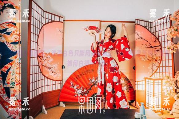 GIRLT果团网 - 谁说白色只能用来装清新？陈秋雨最新照片教你如何白得有个性！