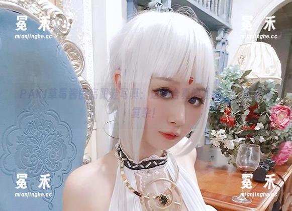 PAKI草莓酱 PAKI草莓酱的高跟鞋写真:这组合真的是绝了,简单又复杂!