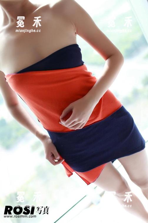 ROSI - 小莉的女友写真集：高清版的眼神交流，保证你看了忘不了！