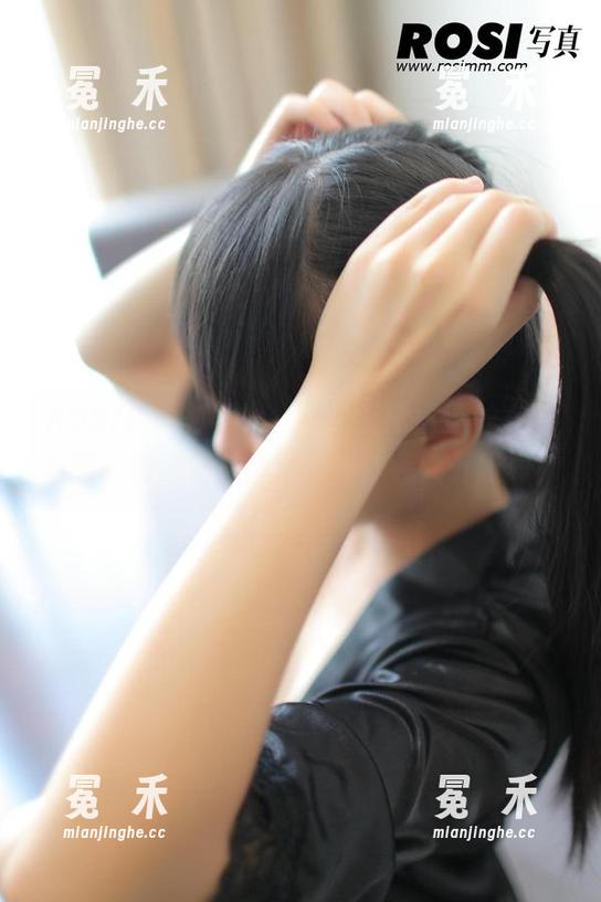ROSI白衬衫系列，我一直觉得这种东西无聊，没想到美图资源能让我大开眼界！