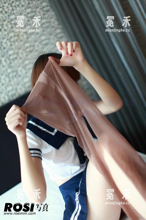 ROSI美图日常：就像喝了杯‘甜蜜的咖啡’，让人陶醉