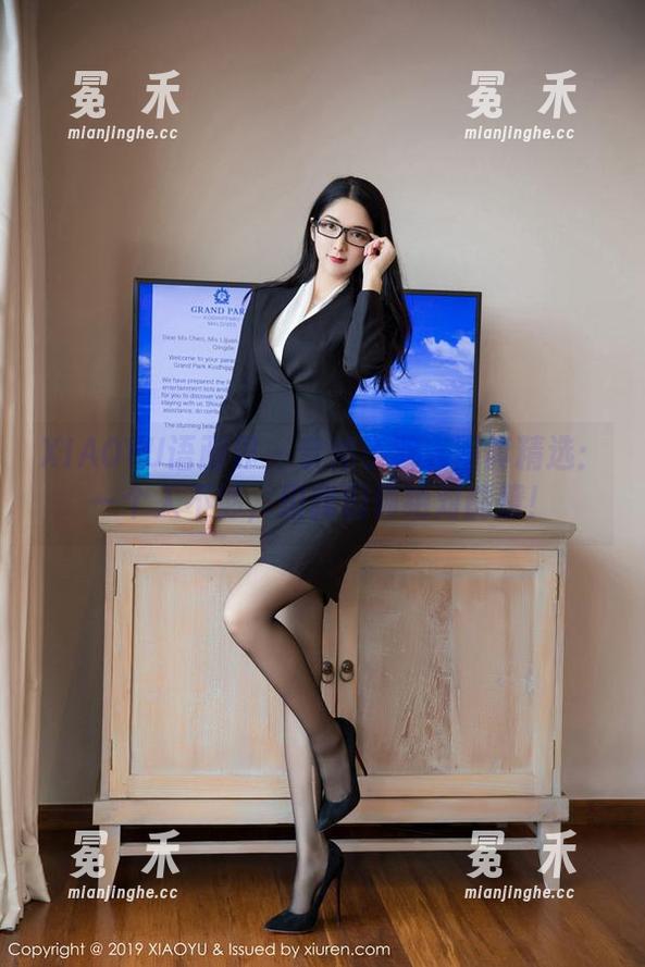 XIAOYU语画界 - 奈沐子双人写真精选：一个人不够，但我们俩绝对能撩！