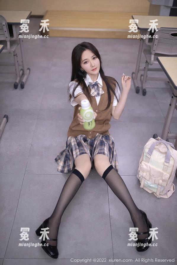 Xiuren秀人网-Suki_baby Xiuren秀人网 - Suki_baby的水手服写真看得我心痒痒,免费福利还不快来抢?