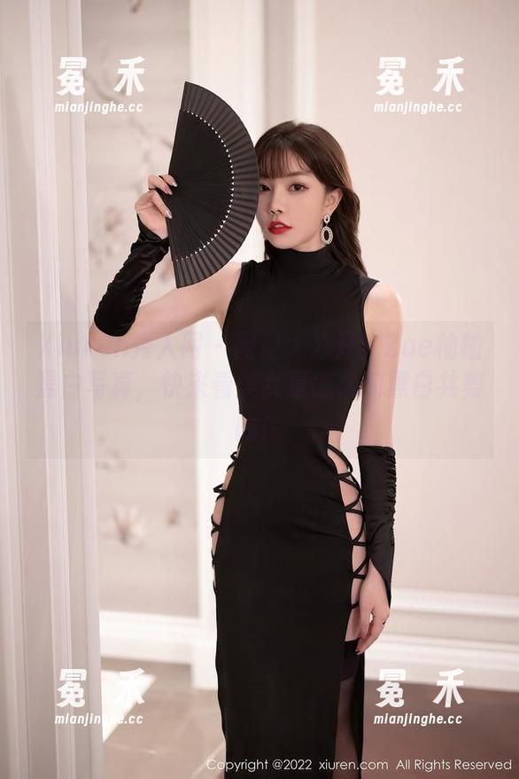 Xiuren秀人网 - 网盘大公开！Zoe柚柚黑白写真，快来看美女是怎么和黑白共舞的！