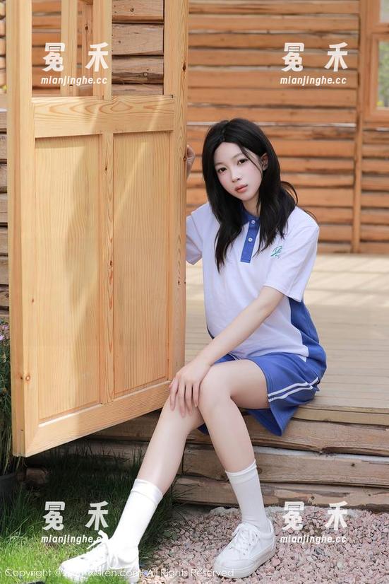 Xiuren秀人网-晓茜sunny Xiuren秀人网 - 网盘再大也装不下我对晓茜sunny水手服的喜爱,来吧,一起‘溺水’!