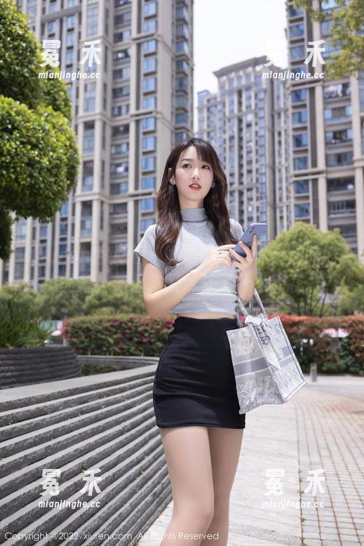 Xiuren秀人网-林文文 Xiuren秀人网 - 最新曝光!林文文的肉丝作品集,看看她又带来了什么新花样?