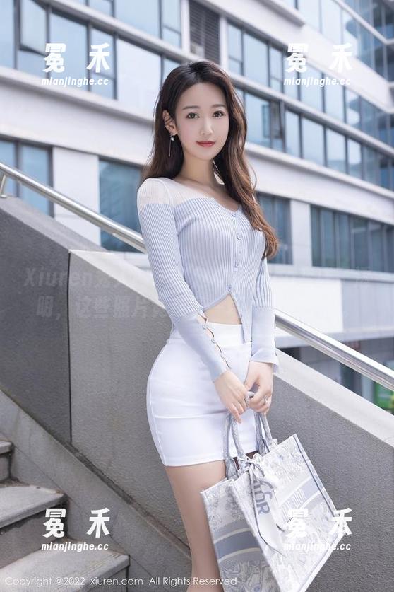 Xiuren秀人网 - 当赵惟依coco变成了透明，这些照片竟成了一场无声的叛逆。