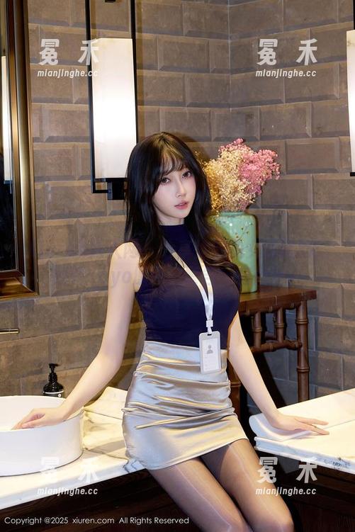 Xiuren秀人网-雨瞳Yoyo Xiuren秀人网 - 分享她的兔女郎风格:雨瞳Yoyo原图,警告,有点晕…