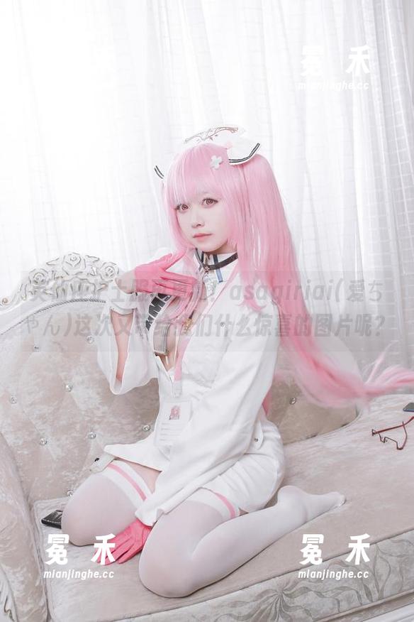 英仙座护士服再更新！asagiriai(爱ちゃん)这次又带给我们什么惊喜的图片呢？