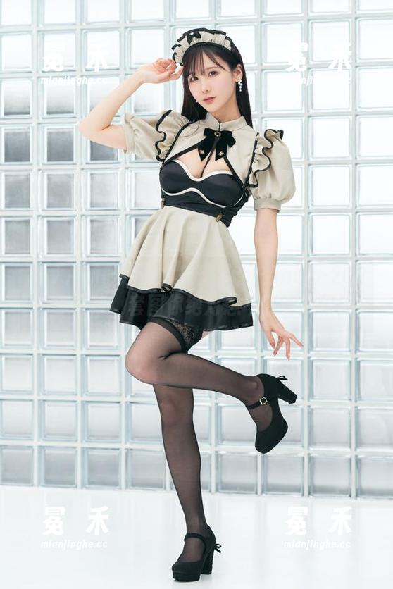被けん研的摄影术征服了：Fantia-2020年合集，套图你绝对想不到的效果！