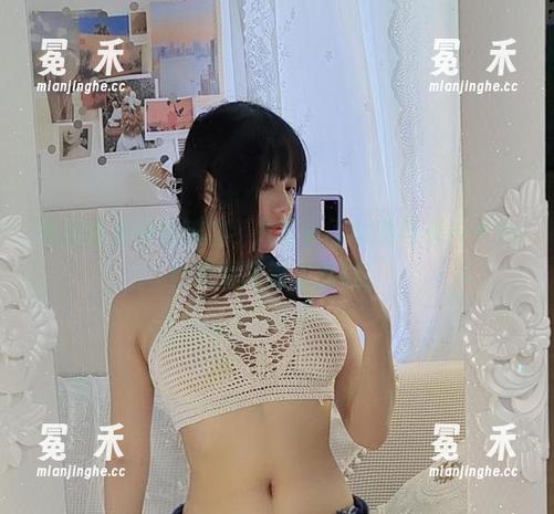 私拍合集偷偷流出，九言从不咕咕与卡夫卡的日常就是这么魔幻！