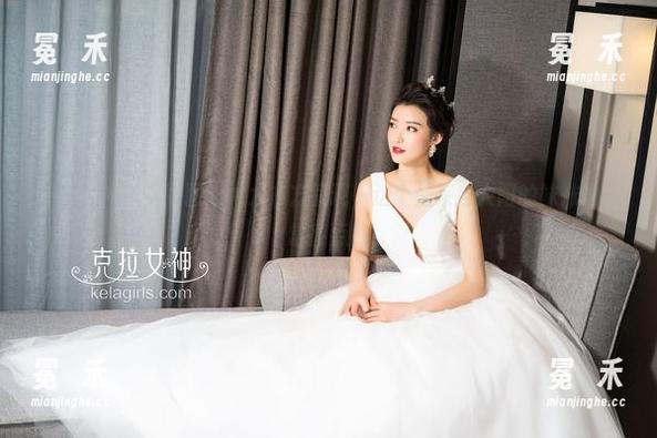 克拉女神 - 免费图册大大方方呈现，这个是来自大阳的妹妹的日常亮点！