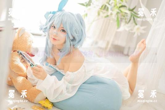 高清写真：卜呦化身旗袍女神，逍遥瞬间让人沉醉