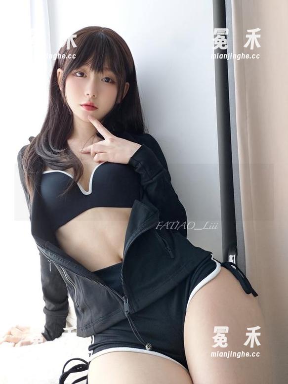 2023年Fantia会员专属，美图和无圣光的完美结合，发条少女yoki又来了！