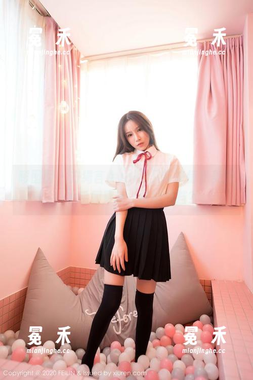 嗲囡囡 - 方绮言Ayaka又带来惊艳美图！水手服更新，谁能抵挡？