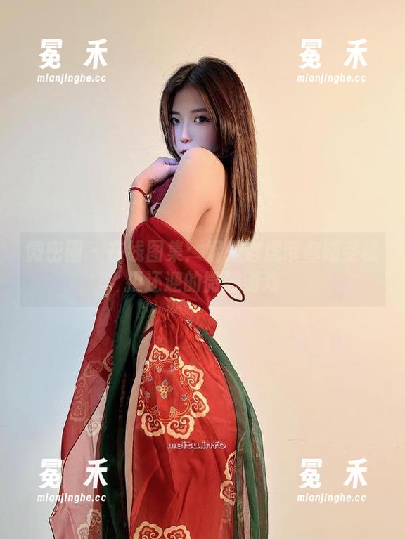 微密圈 - 在线图集：妮是老虎带你感受欲拒还迎的微妙游戏