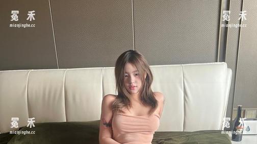 微密圈 - 新鲜美图来了！小优优子短裙更新，心跳加速的节奏感！