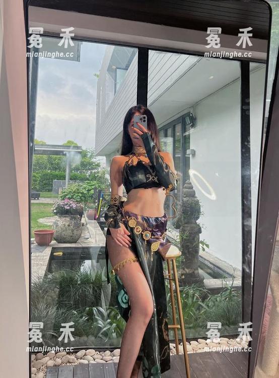 小玉吃果冻 微密圈 - 小玉吃果冻的天使写真作品集,来吧,下载一探究竟!