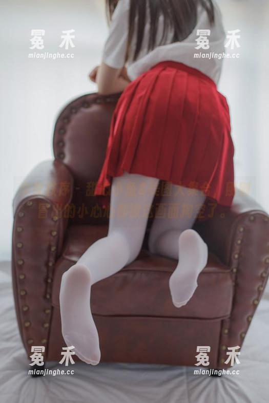 少女秩序 - 甜心小鱼&美图大集合，刚刚冒出的小心心都被这画面掏空了。