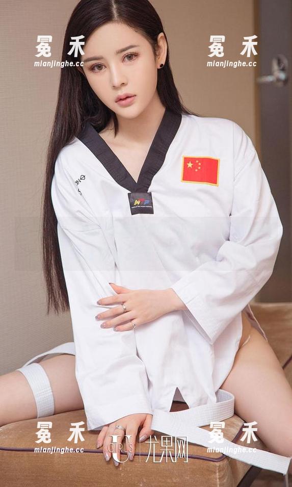尤果网 - 心动乘客注意！小喜空姐私拍资源让你体验飞行的快感！