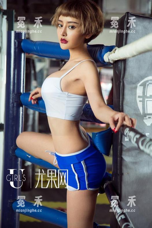 尤果网-陈幼伊 尤果网 - 陈幼伊旗袍图包,感觉一打开就有种‘我也想这么穿’的冲动,快去下载,感受下!