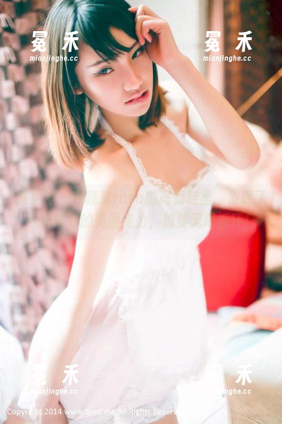 推女神 - 在晓艾fafa的高跟鞋里，发现了一种奇妙的美图魔力，想要无限循环！