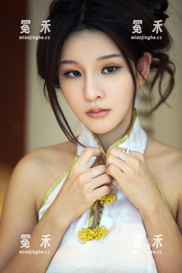 推女郎 - 来看看！谭冰最新万圣节图集，嗨翻夜幕！