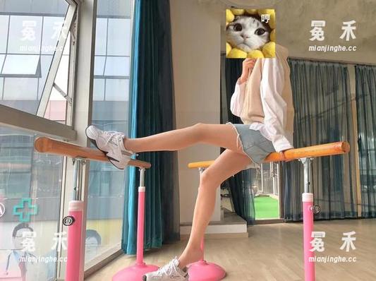 微密圈 - 无敌哒小姨妈浴缸里的精选瞬间，水面之下的暧昧