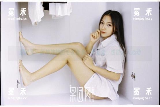 果团网-萌神妹妹 果团网 - 萌神妹妹的毛衣合集:无圣光,也能让人心动