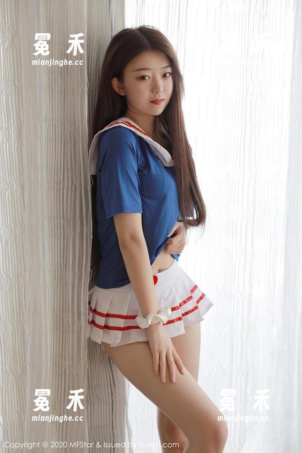 模范学院 - 宅兔兔的“裤里丝”تاز更新，这组写真集是不是有点调皮？