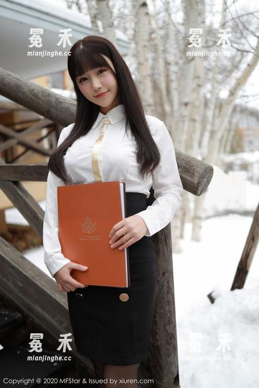 模范学院 - 看完艾希儿的制服写真，我的心脏真是受不了，慢点来！