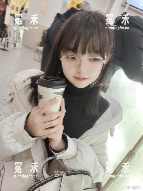 樱群的旋转木马，完美写真捕捉到点滴乐趣！