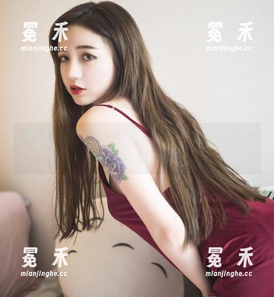 美图中的洛丽塔大哥，你见过她的死库水cos吗？