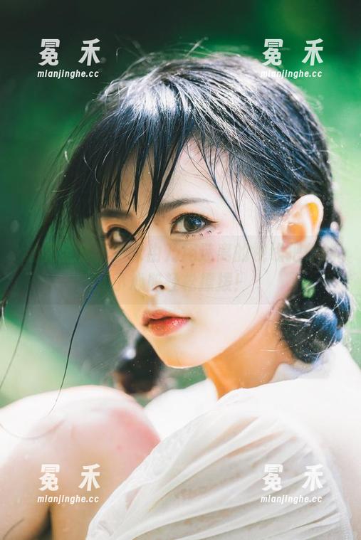 油亮全集，清水由乃用迷离的视线把你的小心脏轻松撩拨！