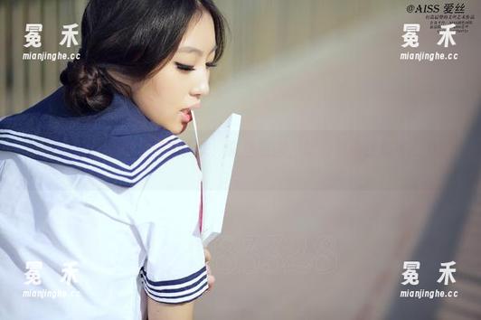 爱丝 - 当索菲遇上滑板街头：精选原图，让我忍不住想多看几眼。
