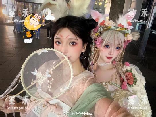 特软儿Sona的高跟鞋全套，图包里的优雅和调皮，你pick哪一款？