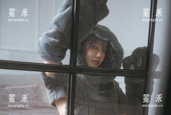 狐洛洛子鲨鱼妹女仆：最新图册，带你探索不一样的奇幻世界！