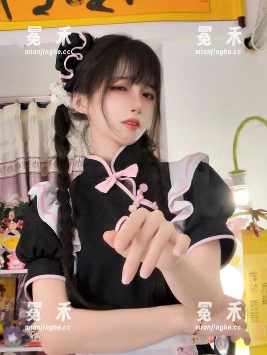 在线探索狐玖玖比基尼合集：每一张都像是在问，“你今天是想去海边还是去浮潜？”