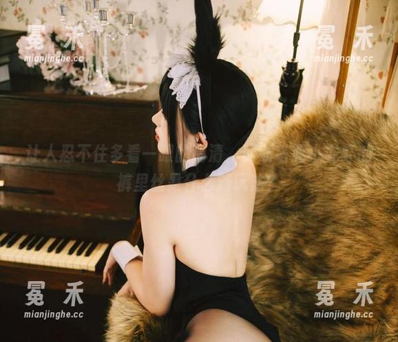 让人忍不住多看一眼的高清，瓦斯塔亚小龙虾的裤里丝是什么新玩法？