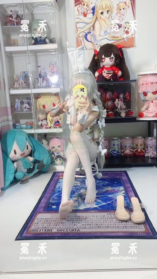 一双棉袜，白栎Shirly的写真图集，喂，别想歪了