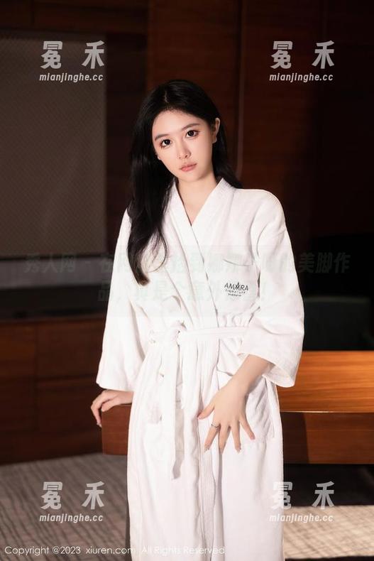 秀人网 - 在网盘里捡到娜娜子呀的美脚作品，真是个意外惊喜！