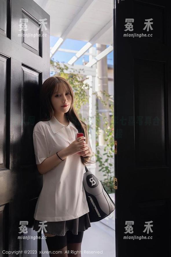 秀人网 - 从未见过的奶牛！李七喜写真合集让你看得目不暇接