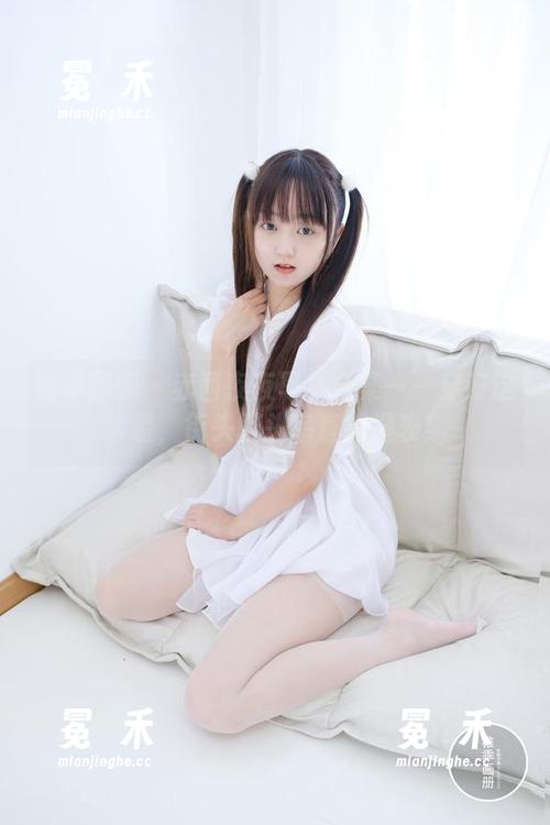 稚乖画册 - 赤西夜夜写真合集——穿好这套装，街头回头率直接爆表！