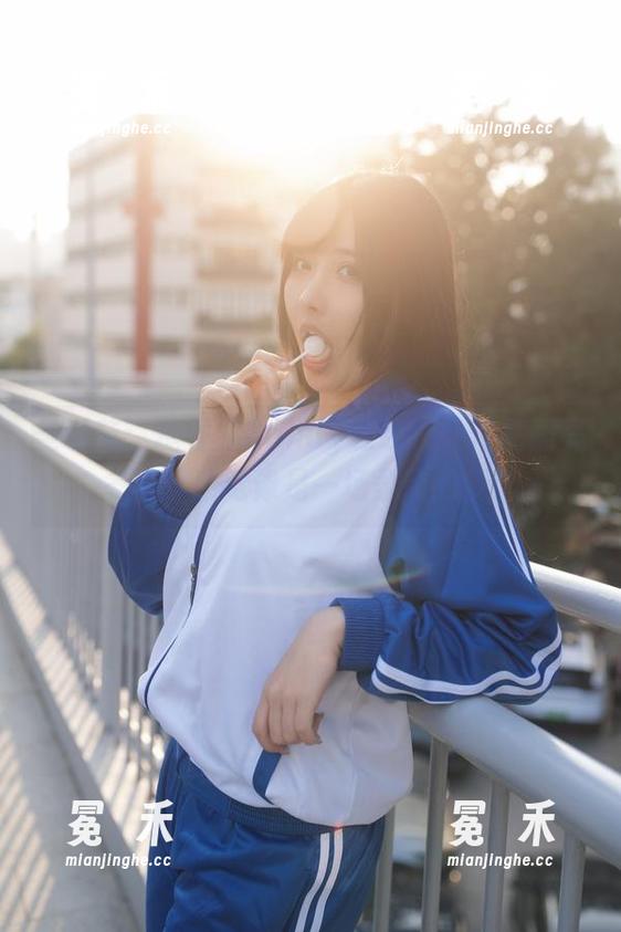 圣诞节：糖果果Candy在线，让作品照亮冬日，感觉像是一场柔软的梦！