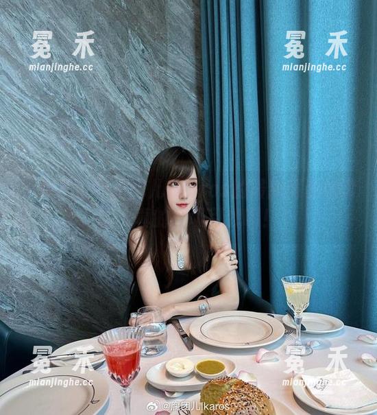 不见不散！腐团儿Ikaros的最新蒂雅娘套图，真的很吸引我啊！