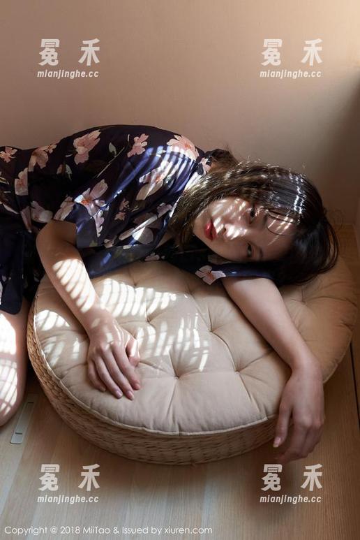 蜜桃社 - 一探爱丽莎Lisa的户外美图：真实与虚构之间的边界在哪里？