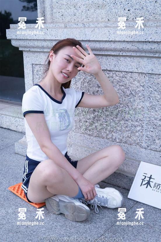 袜啵啵 - 小安的连衣裙，免费照片就像一杯甜蜜饮料，过来挡不住！