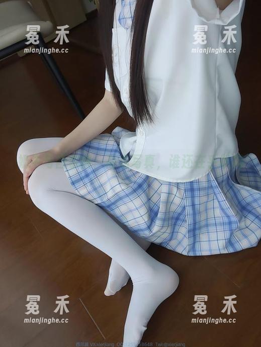 奶牛与西尔酱：高清写真，谁还在乎草吗？