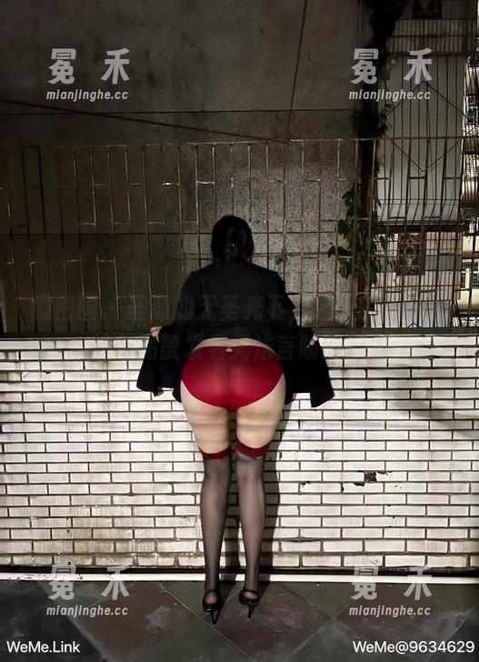 微密圈 - 圣诞的无圣光下，迷人的五姨太的作品散发着无法言喻的魅力
