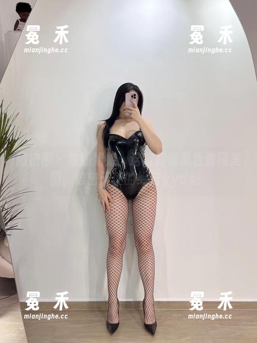 微密圈 - 铁锤姐姐：这组高清黑色渔网美图，维密天使的绝对yyds！